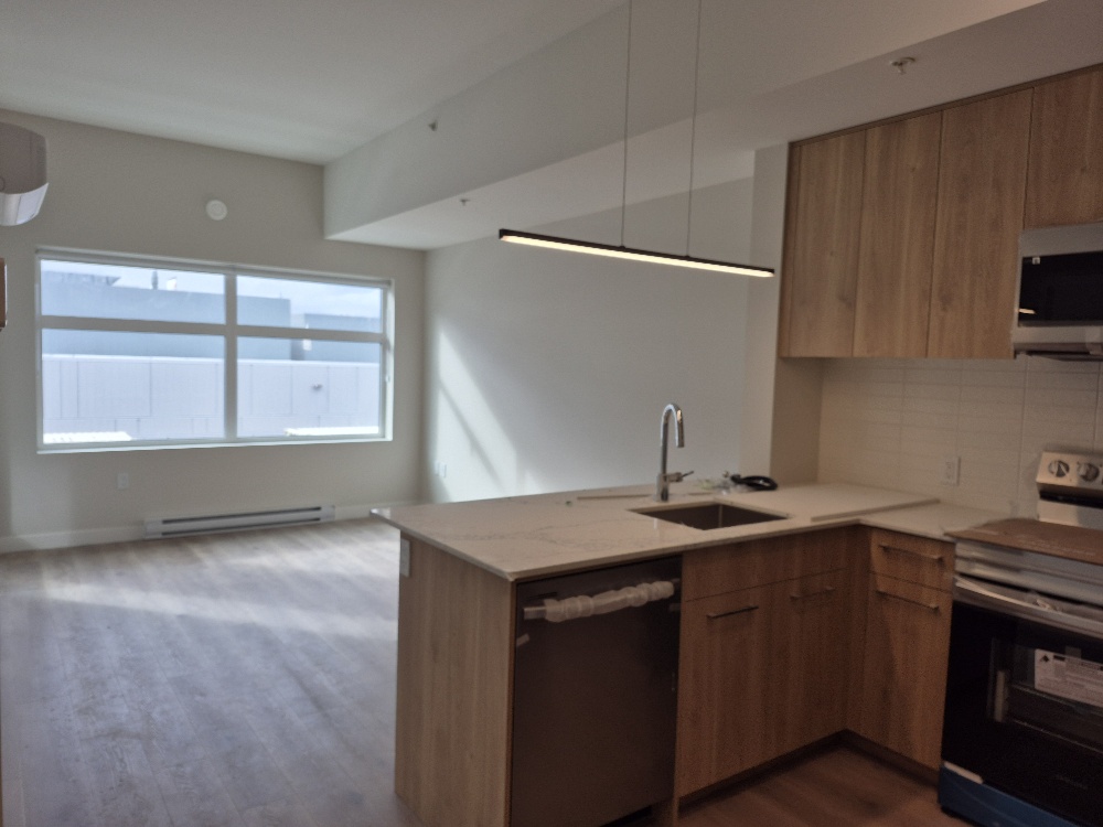 416 Royal Avenue - 304